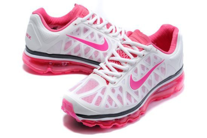 Sports Shoes for Women in Dubai