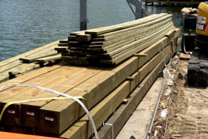 Bulkhead contractor