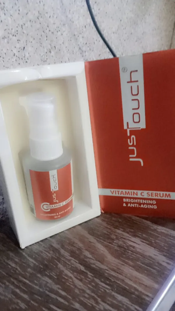 Vitamin C Serum Price in Pakistan