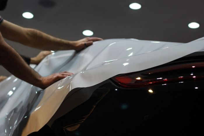 professional car wrap in dubai